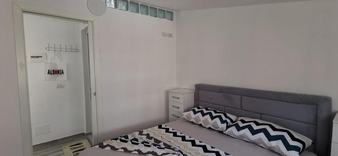 Mimoza Appartament Golem  Room photo